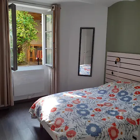 아파트 Joli F2 Confort Avec Jardin *